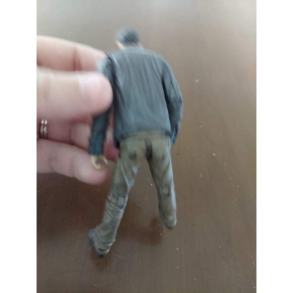McFarlane Toys The Walking Dead Gareth 5" Action Figure Series 7 Figurine - Picture 6 of 7